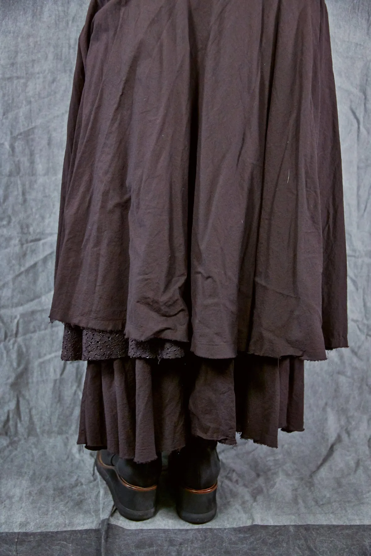 4113 Lace Tiered Skirt Black Cherry-U