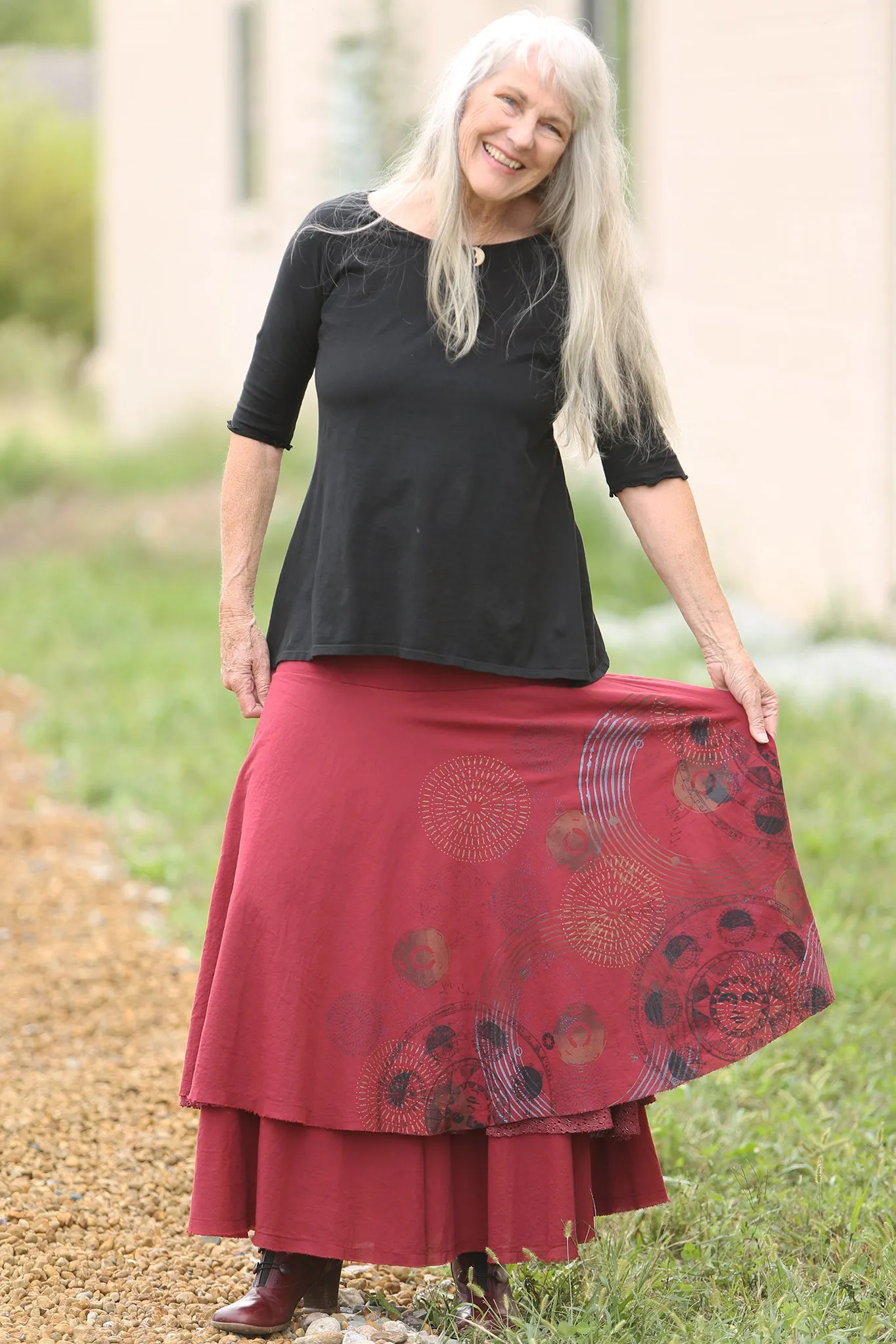 4113 Lace Tiered Skirt Elegant Red-P