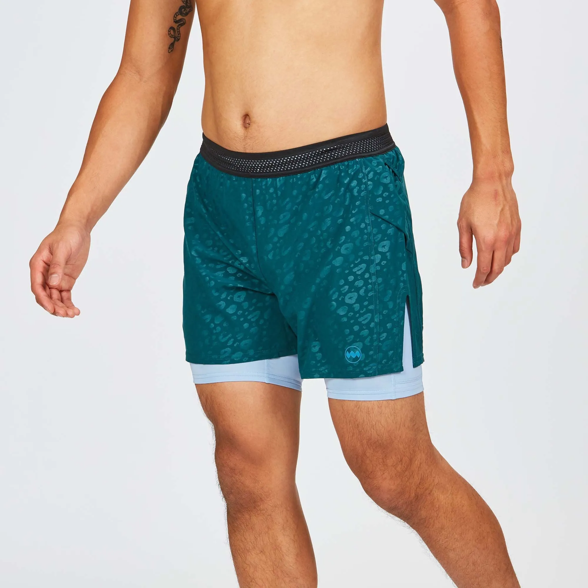 8" 2-in-1 Traverse Short in Eagle Ray