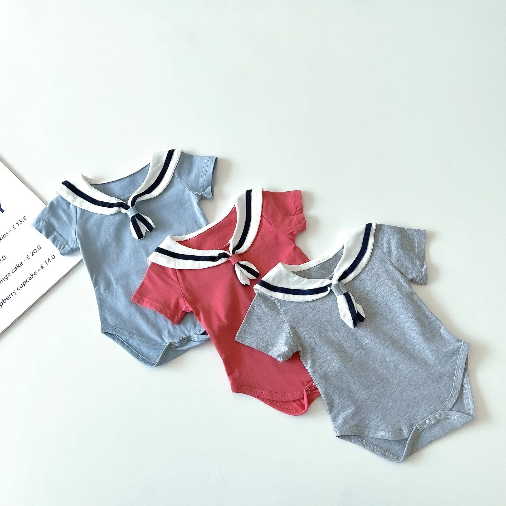 Baby wrapping clothes summer thin breathable jumpsuit baby short sleeved cotton triangle romper newborn full moon romper