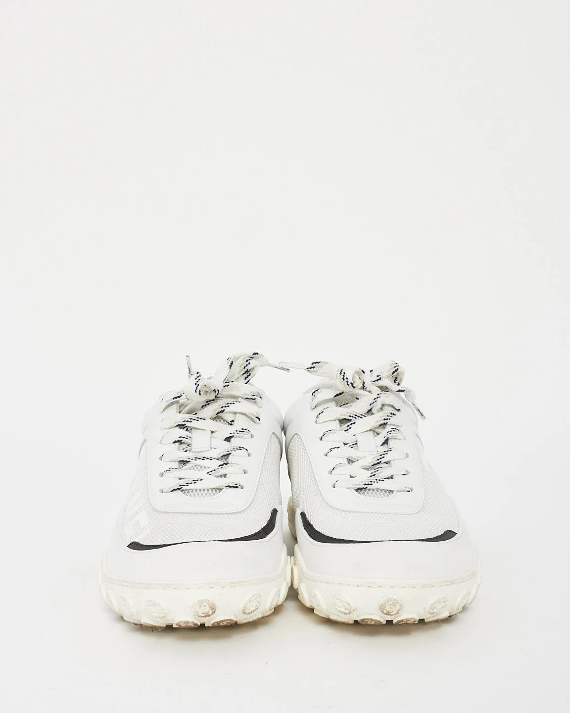 Chanel White/Black Fabric and Leather Low Top Sneakers - 39