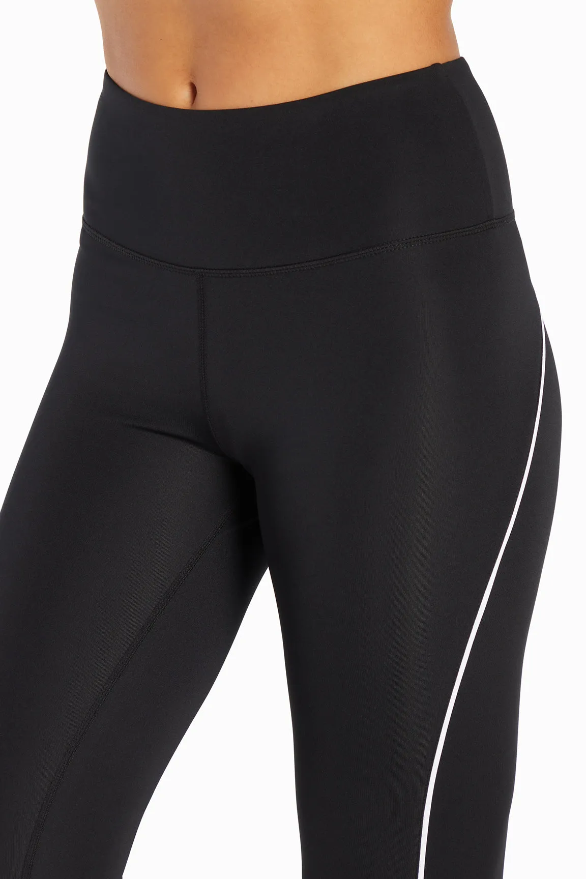 Frankie 25" Legging (Black)