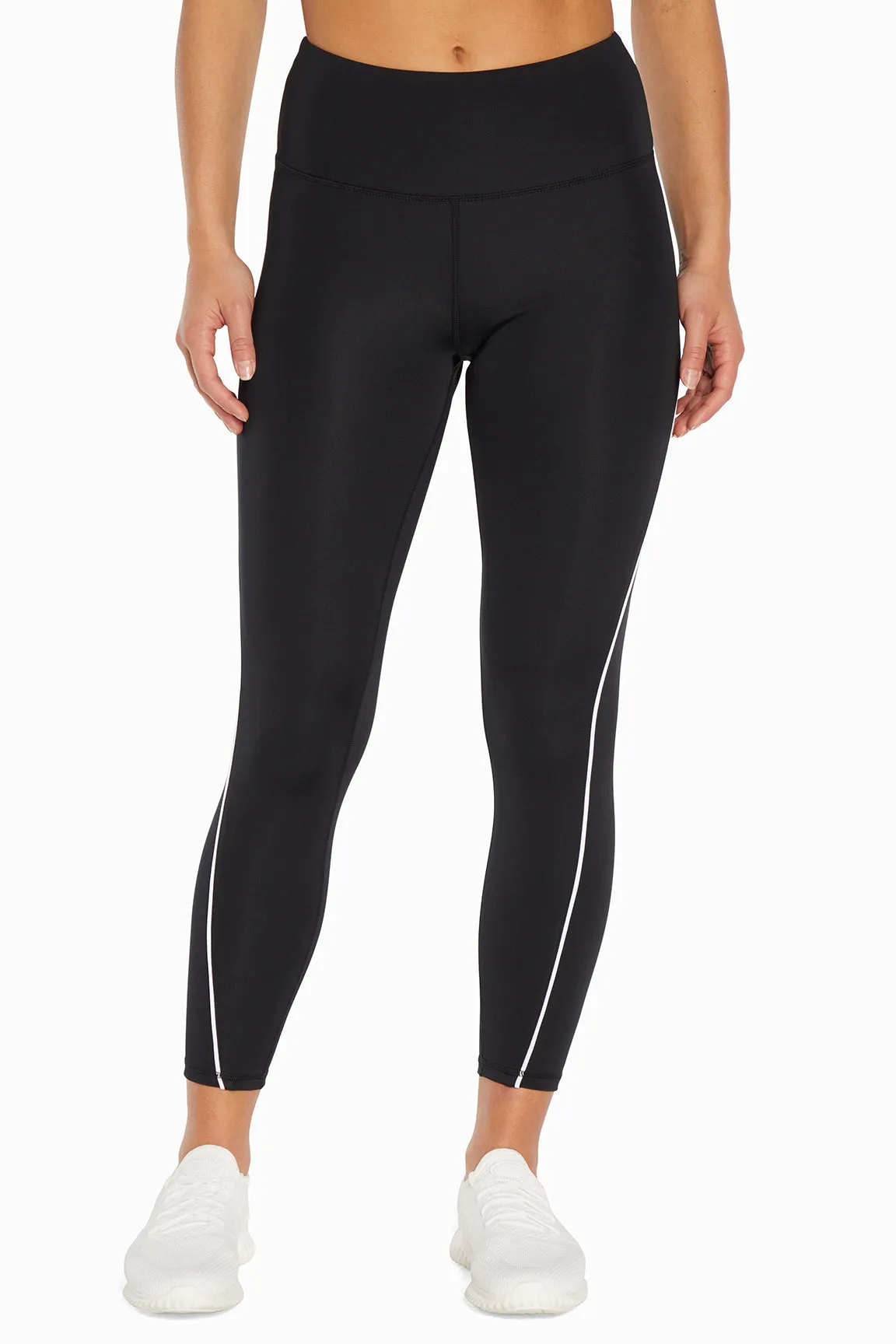 Frankie 25" Legging (Black)