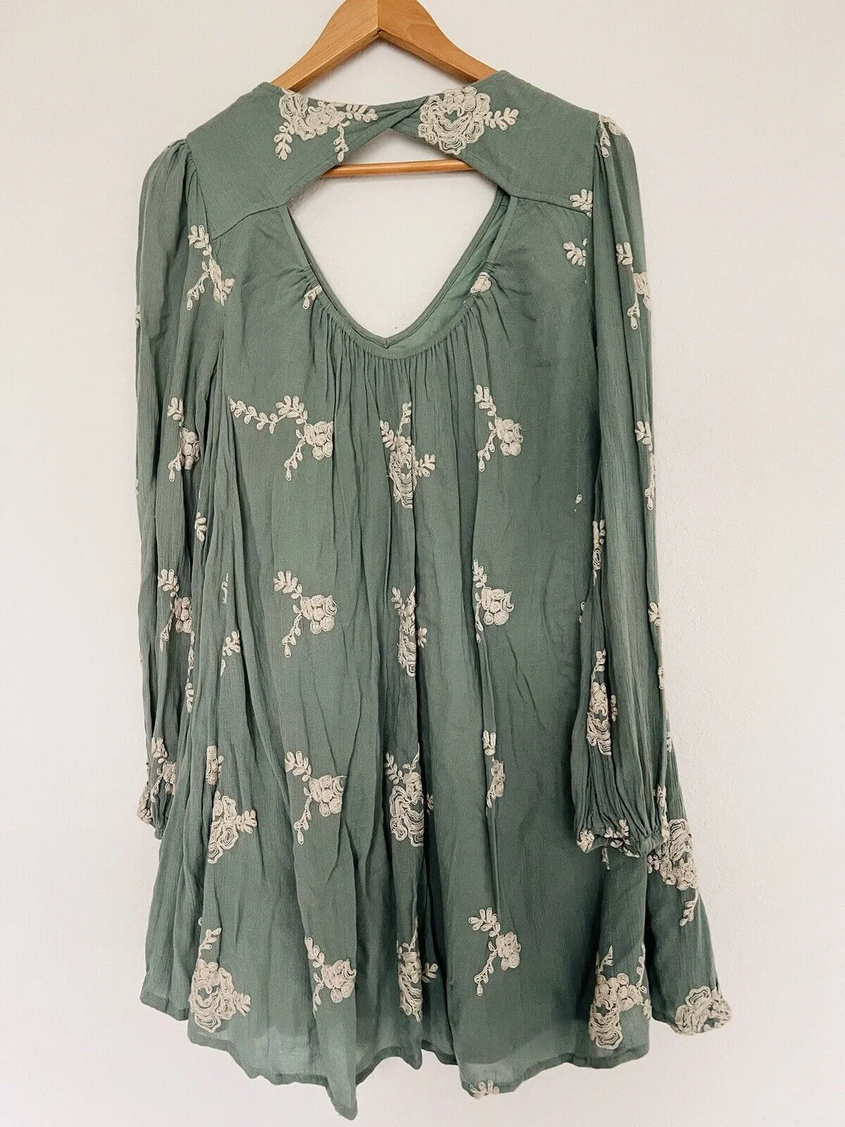 FREE PEOPLE Womens Dress Sage Green Crinkle Floral A Line Cut Out Boho