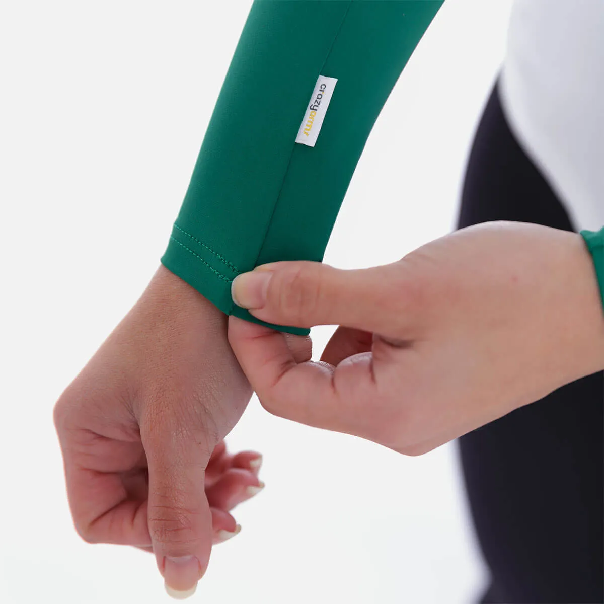 Green Arm Sleeves – Women