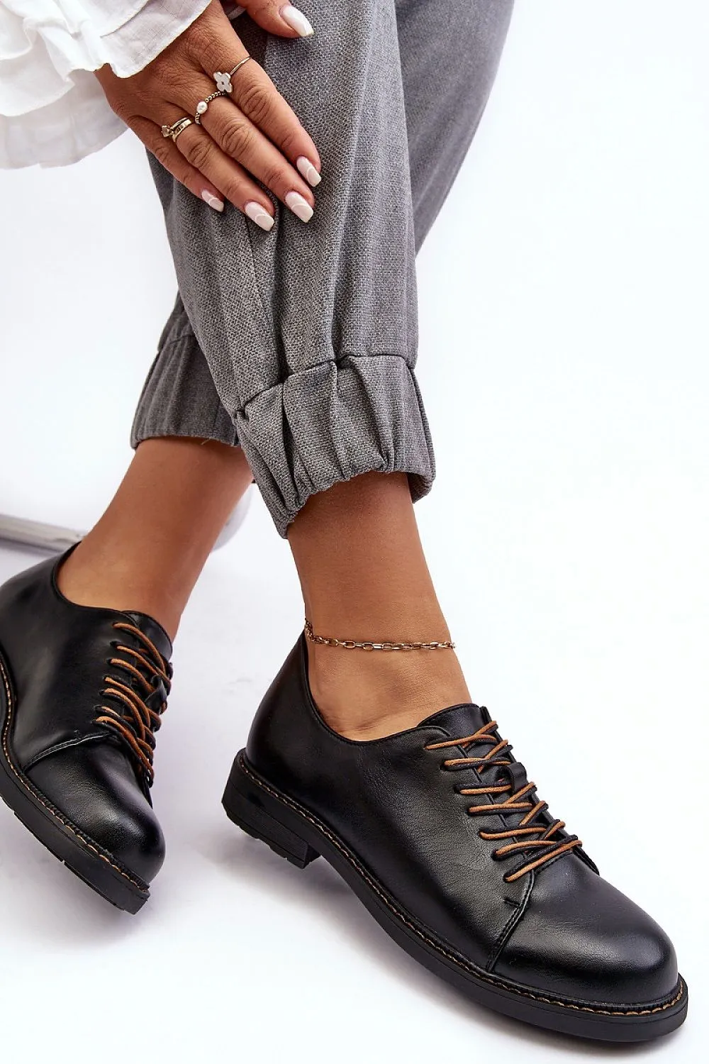 Low Shoes