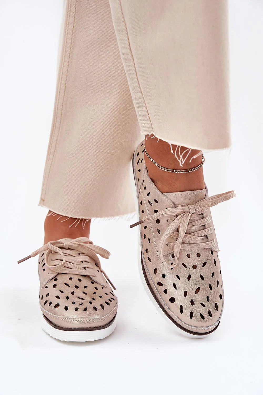 Low Shoes