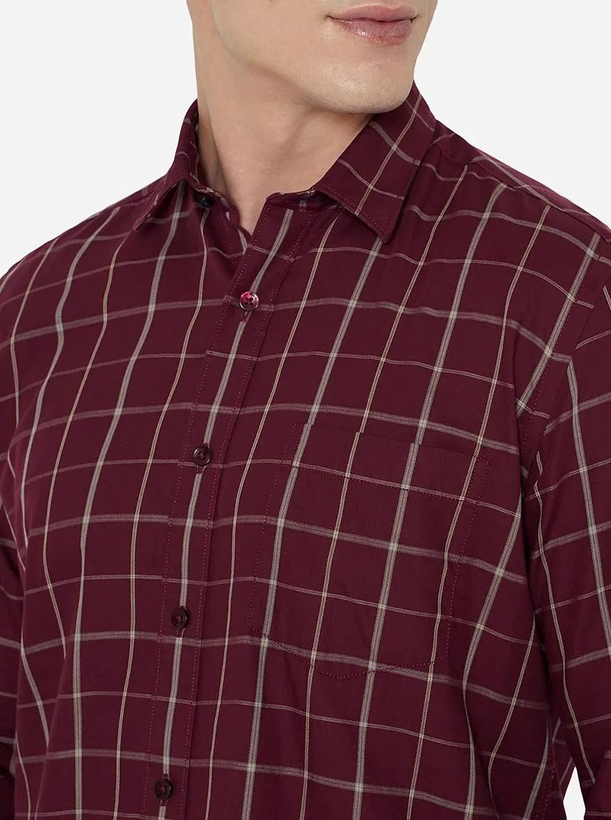 Maroon Checked Slim Fit Casual Shirt | JadeBlue