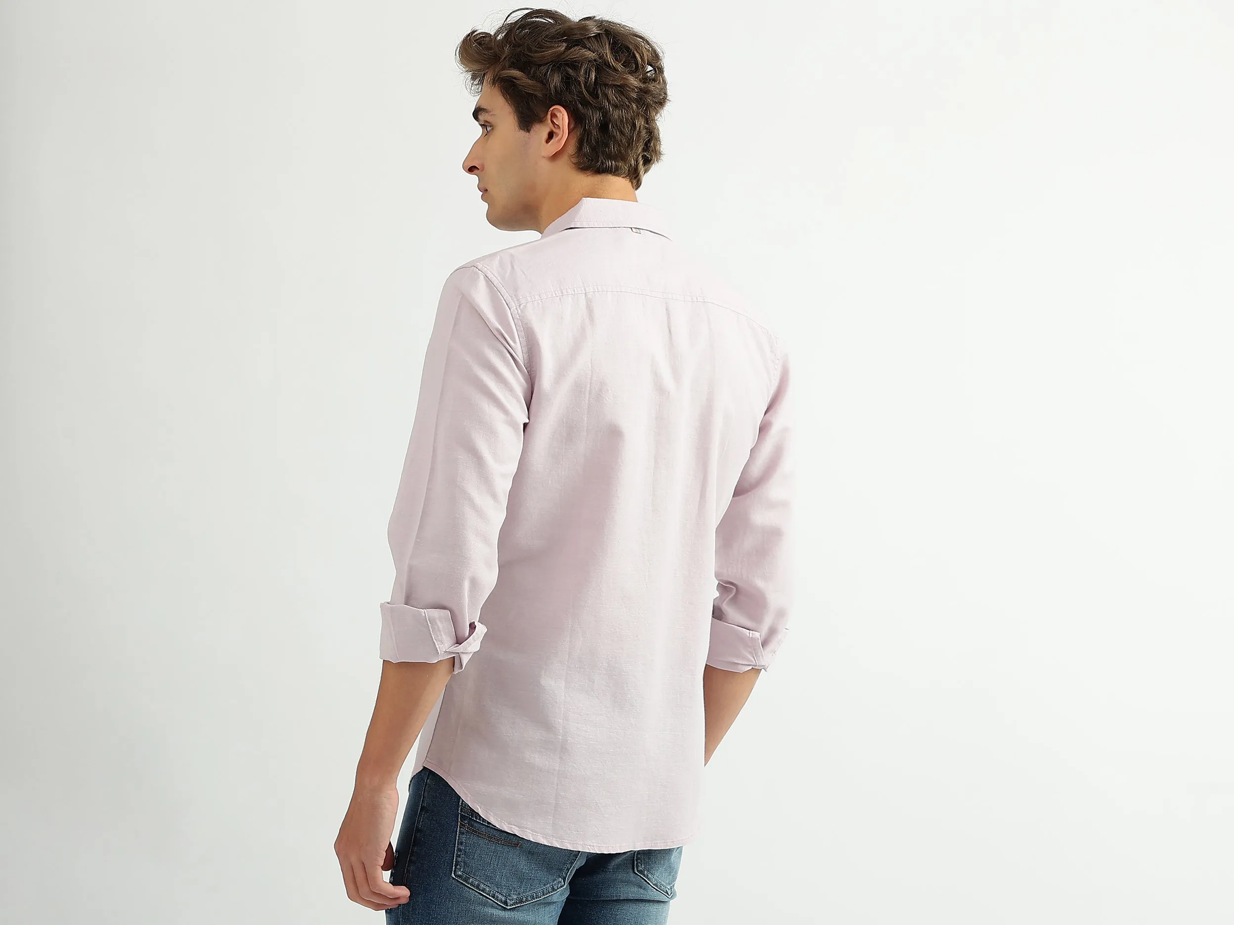 Men Solid Spread Collar Shirt