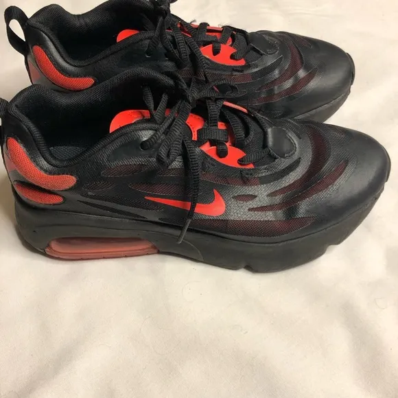 Nike Air Max exosense híper red black sneakers shoes