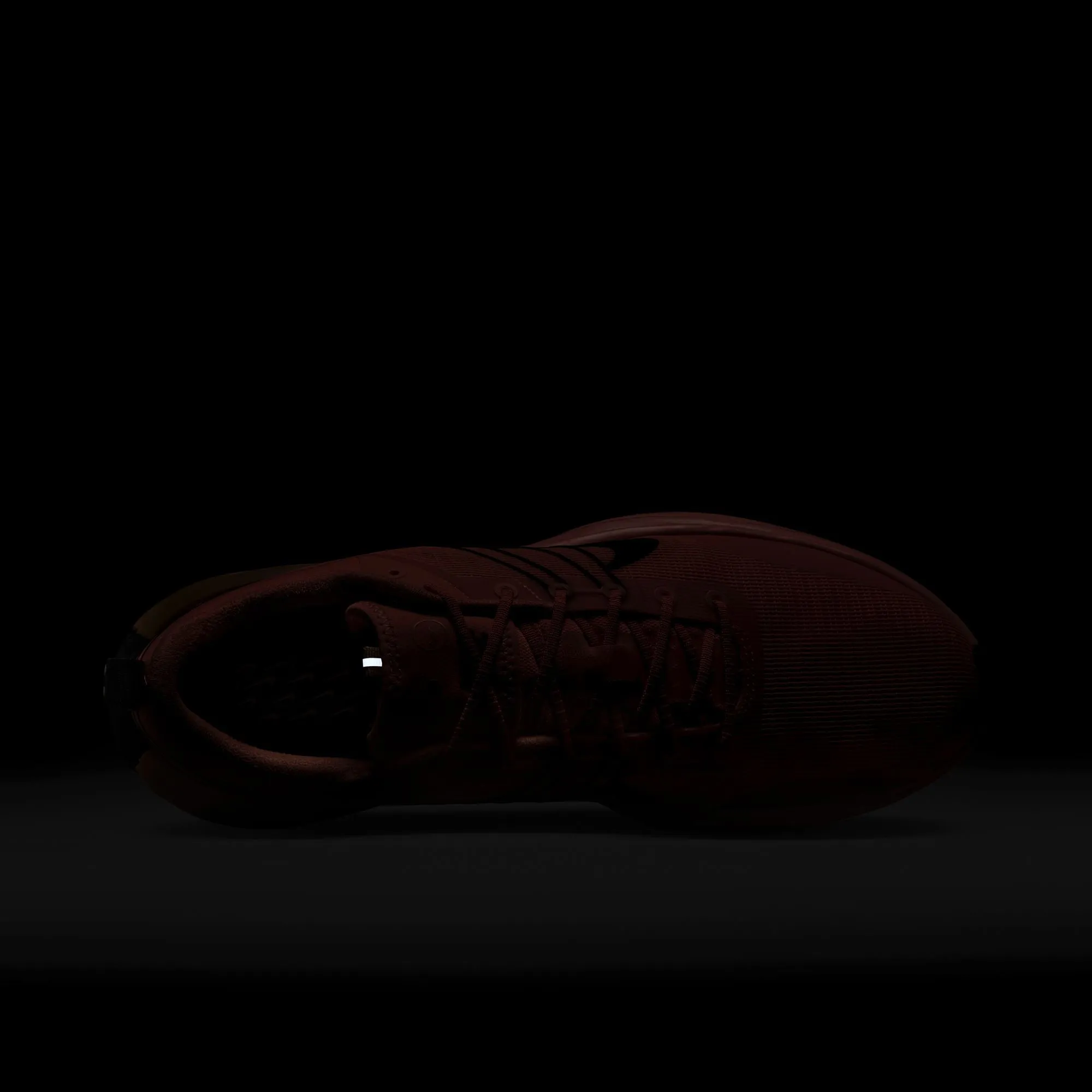 Nike Lunar Roam 'Hyper Crimson'