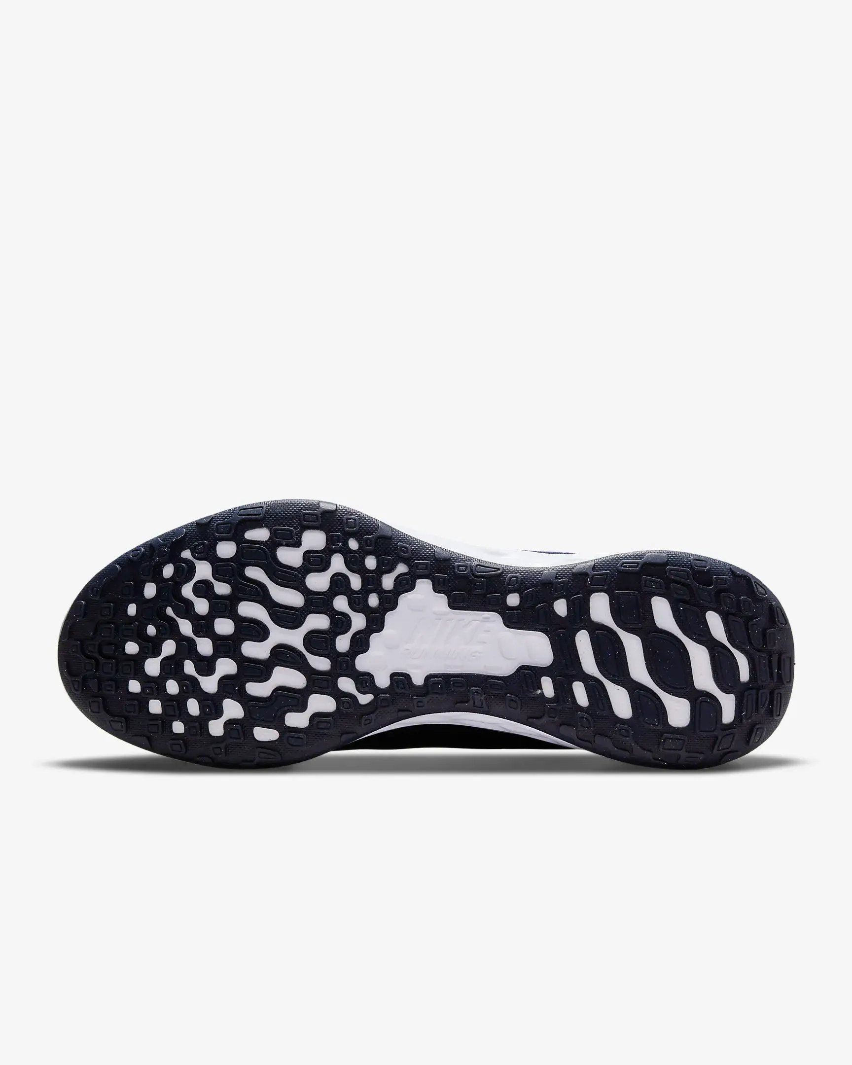 Nike Revolution 6