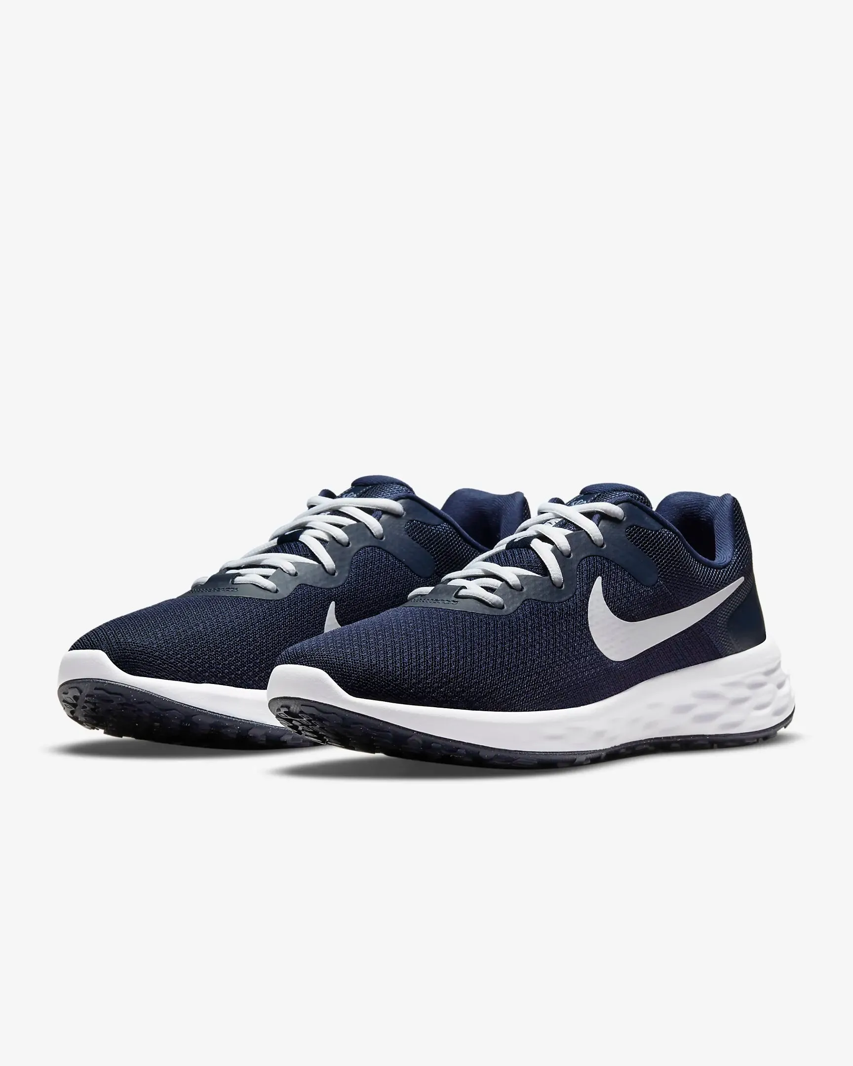 Nike Revolution 6