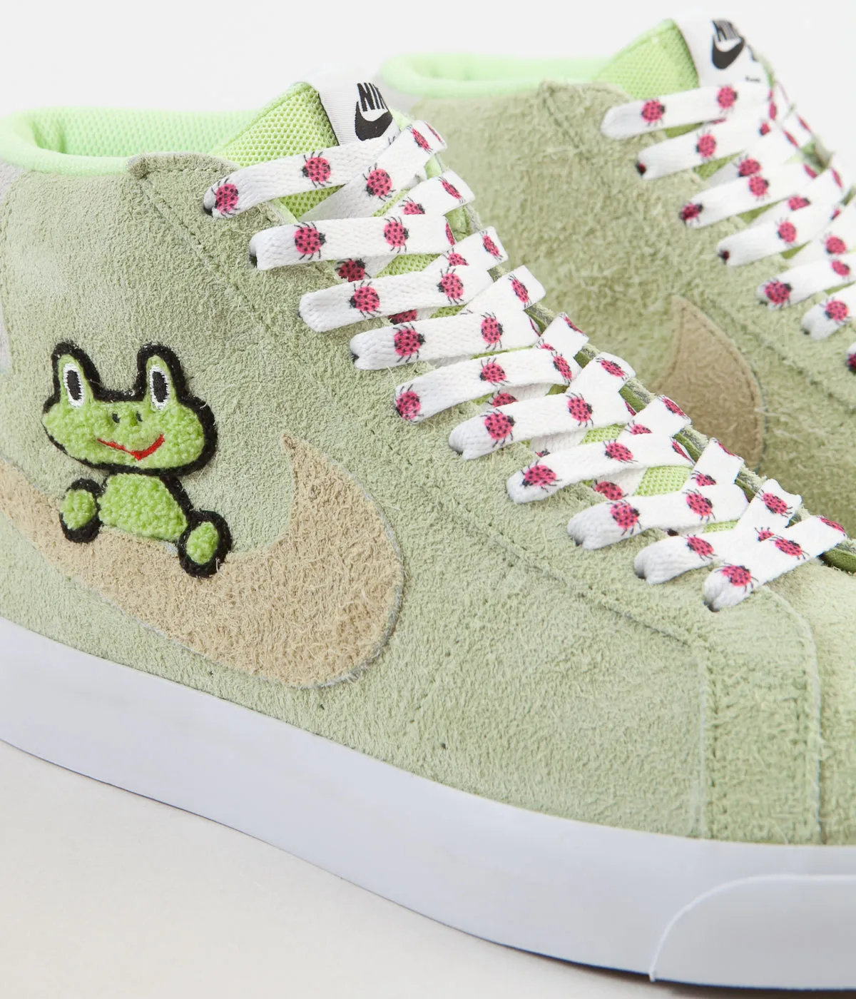 Nike SB x Frog Skateboards Blazer Mid Shoes - Light Liquid Lime / Lawn - White - Light Crimson