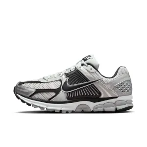 NIKE ZOOM VOMERO 5 FJ4151-004 "METALLIC SILVER"