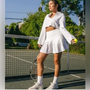 NWT KENNY FLOWERS Women Small The Classic White Country Club Skort Activewear