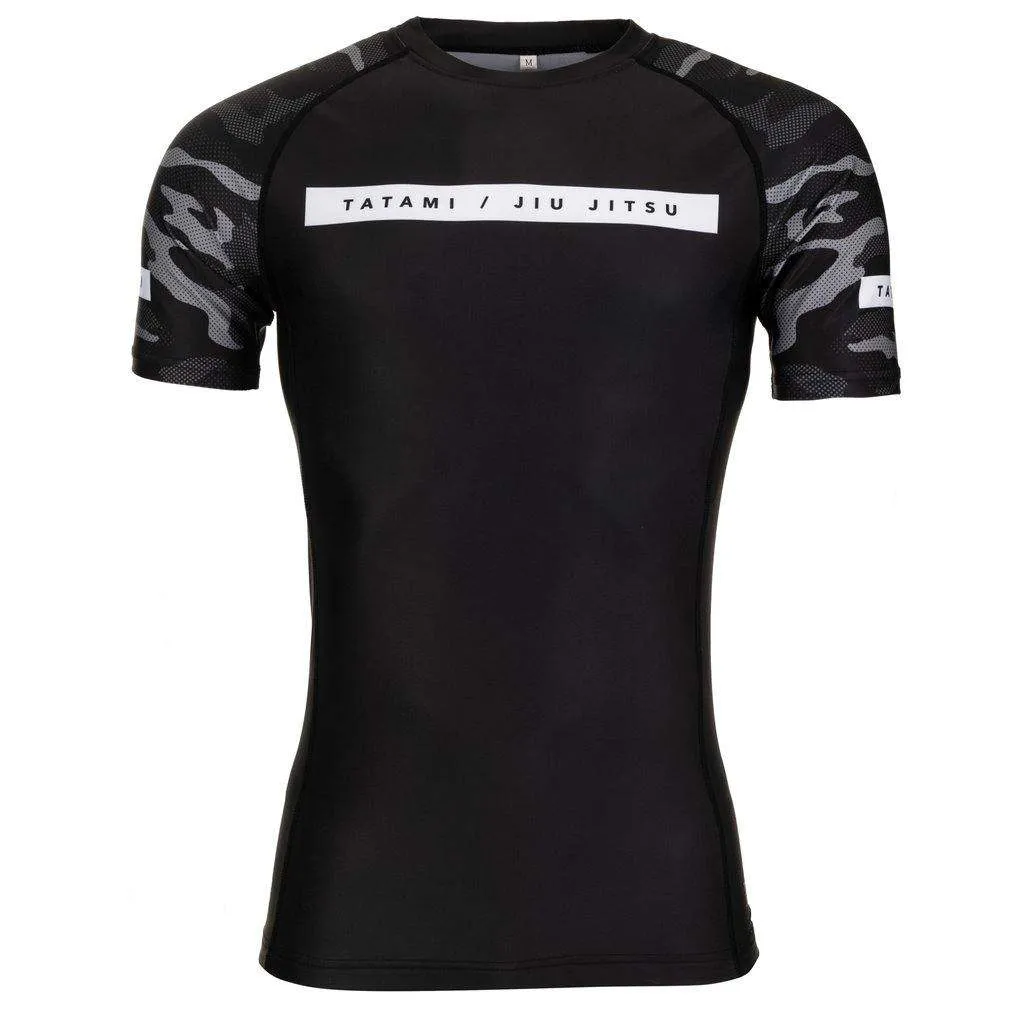 Rival Black & Camo Short Sleeve Rash Guard - Black