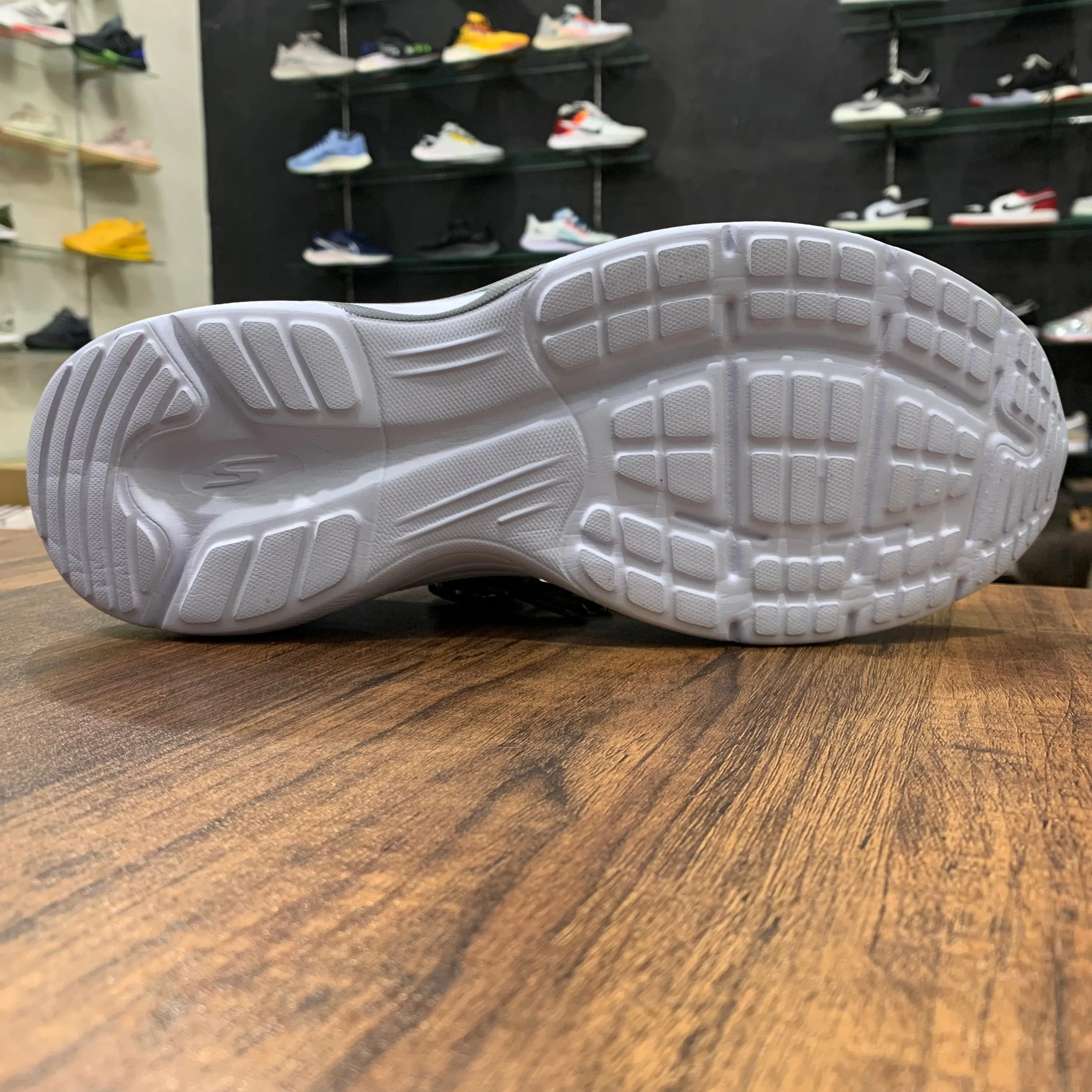 Sketcher Arch Fit Premier 2.0 Grey