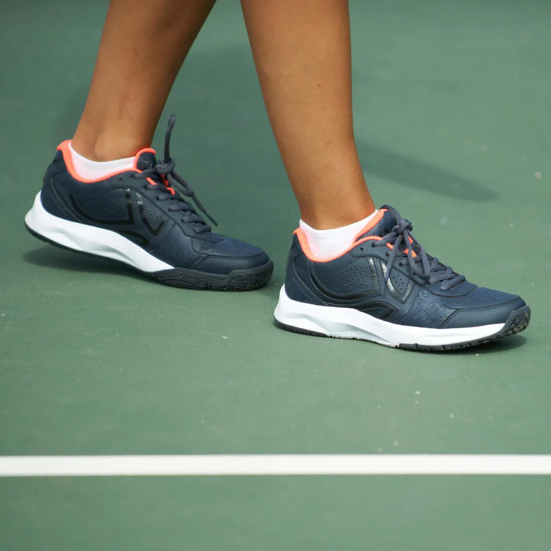 TS160 Women's Tennis Shoes - Black
