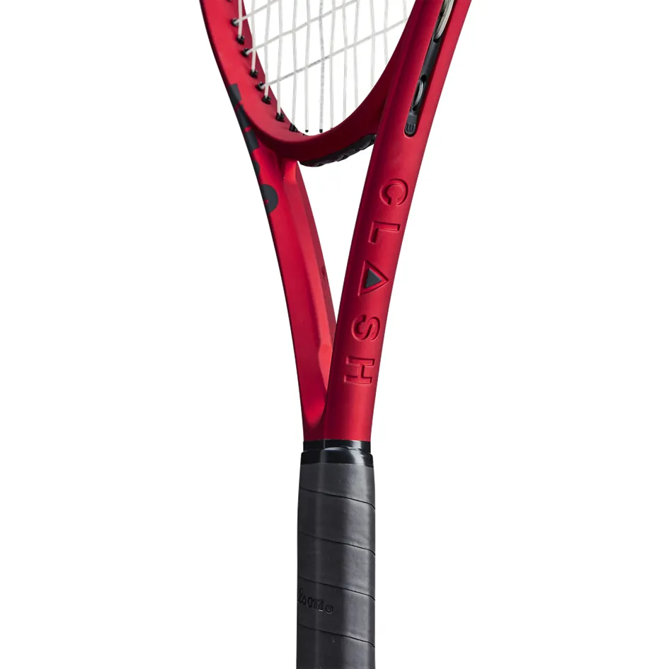Wilson Clash 100 Pro V2 Tennis Racquet